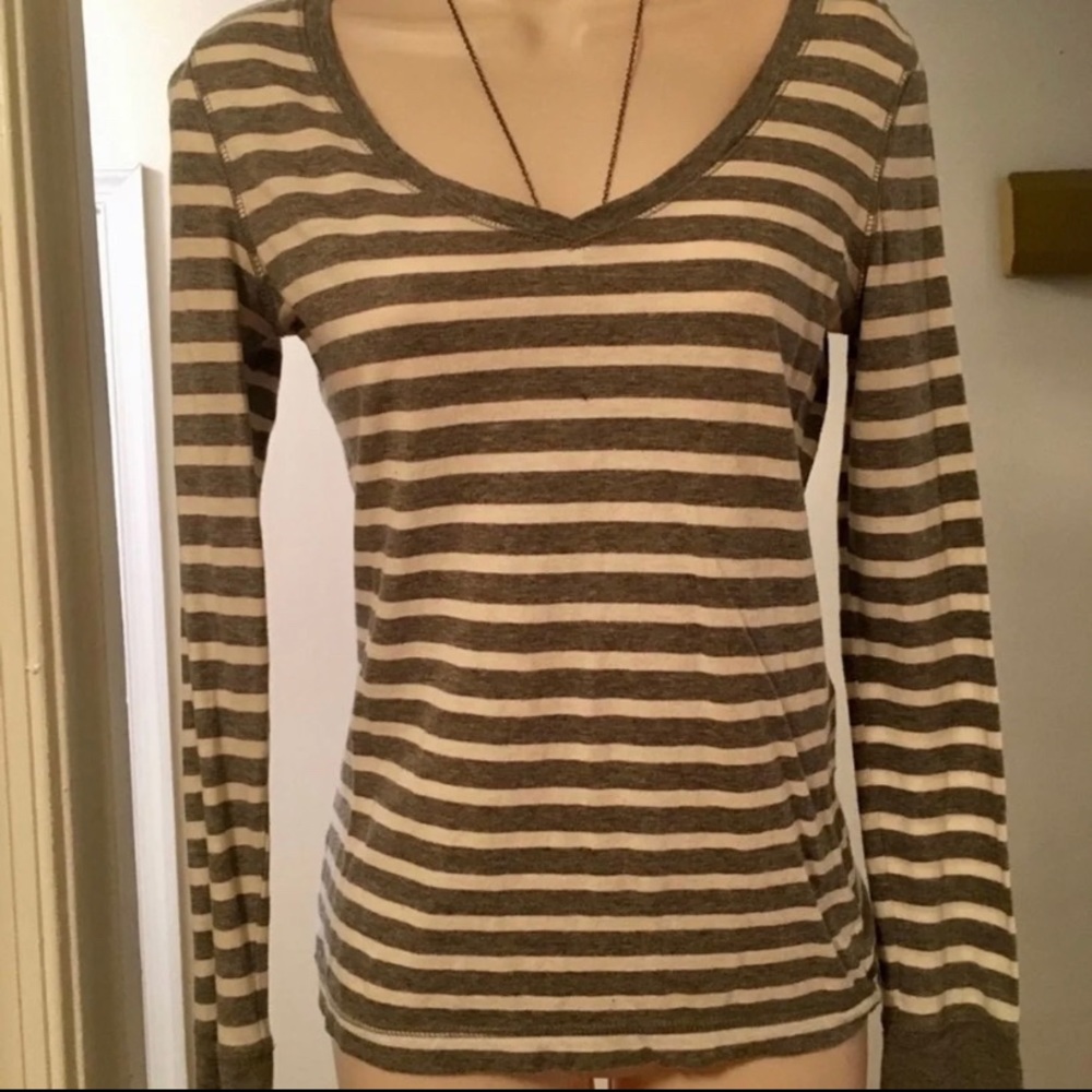 Striped tops bundle!! - Picture 2 of 8